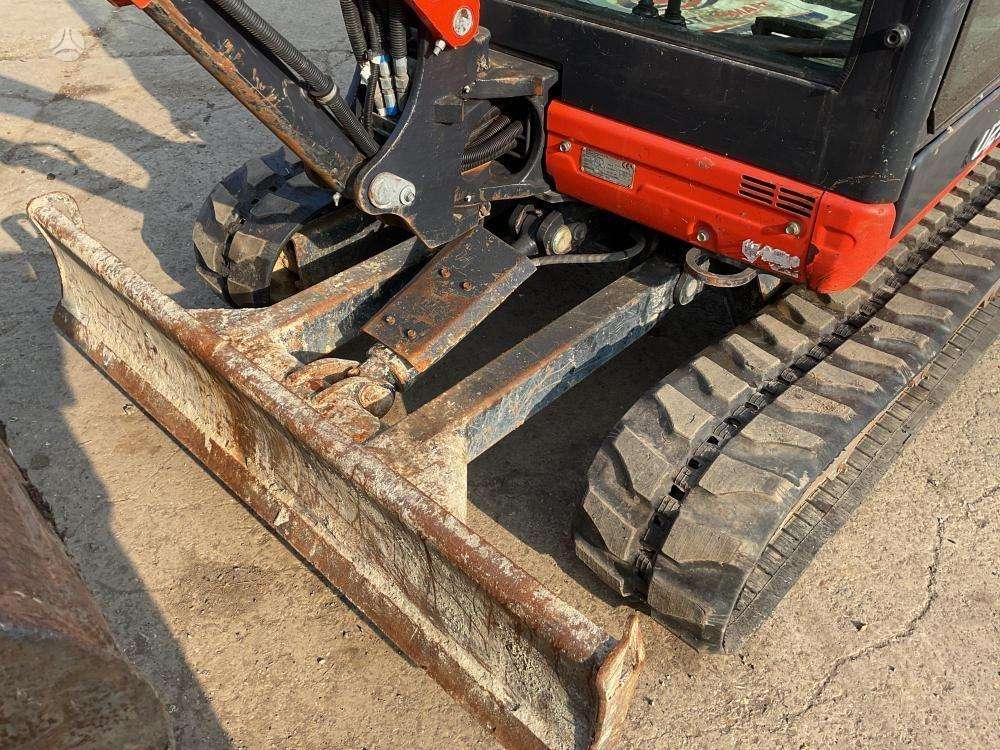 Kubota U27, mini ekskavatori