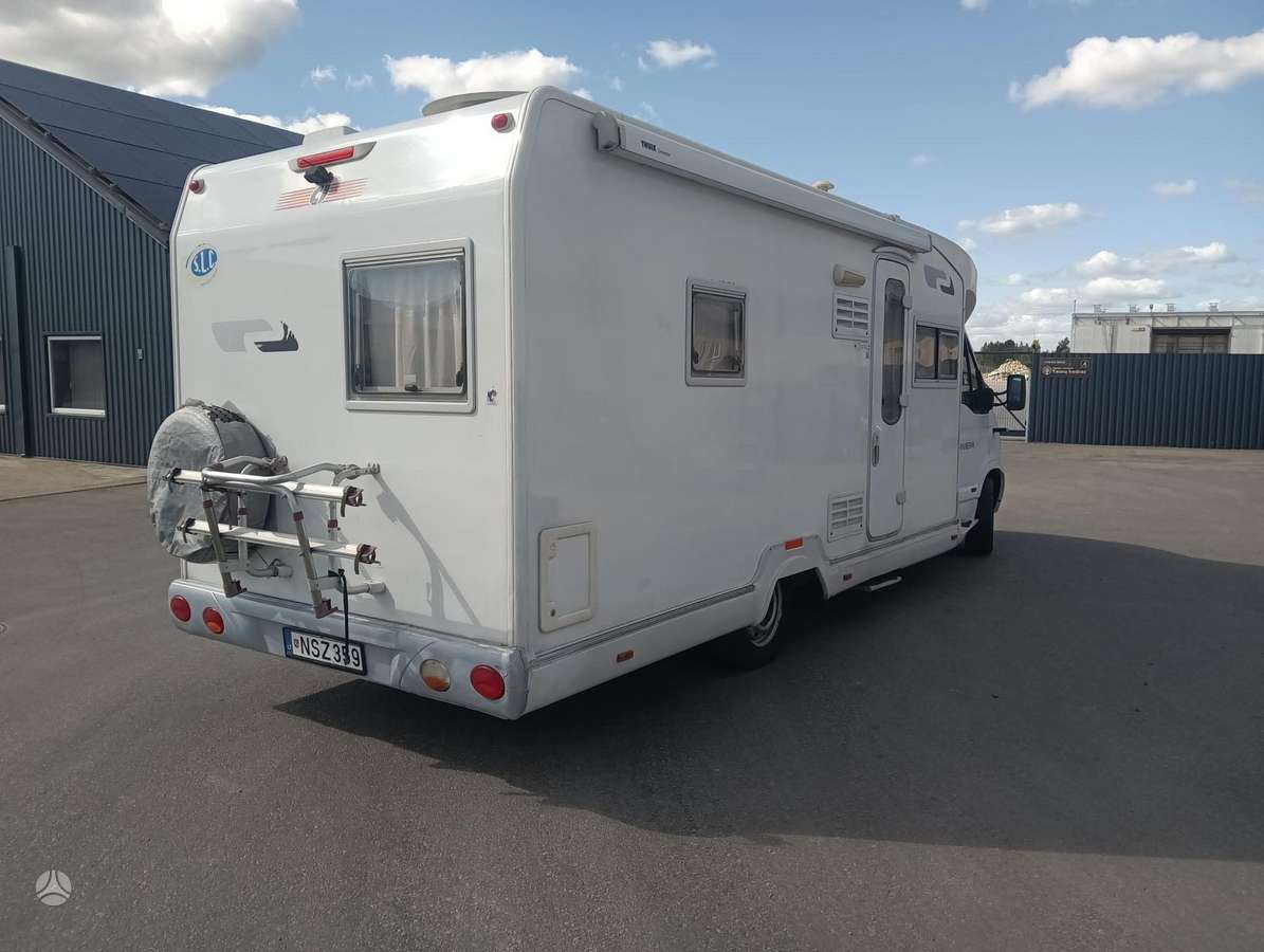 Riviera Master, campers