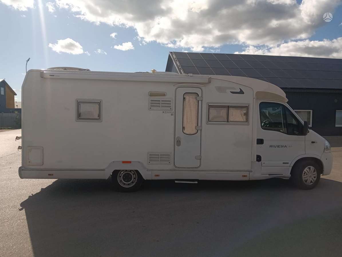 Riviera Master, campers