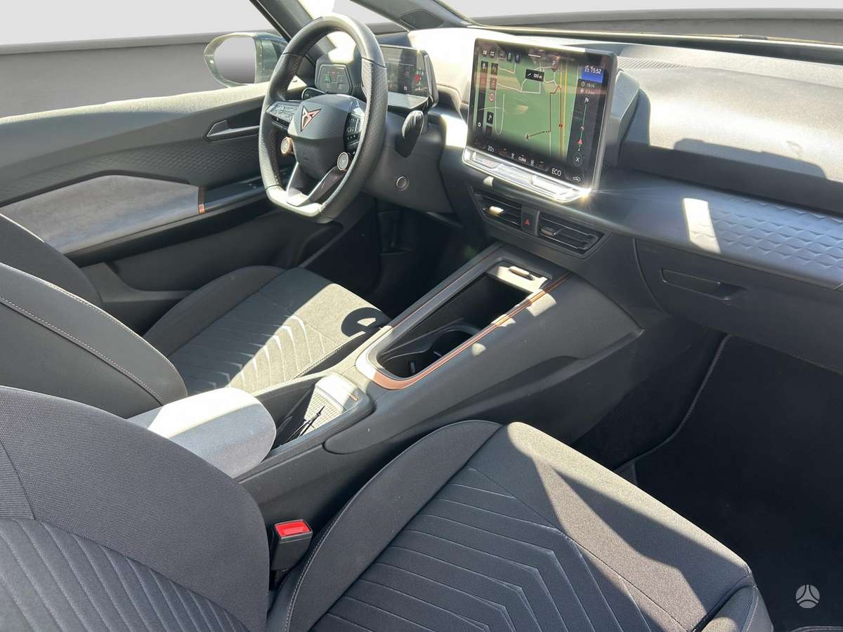 Cupra Born, 63 kWh, hatchback