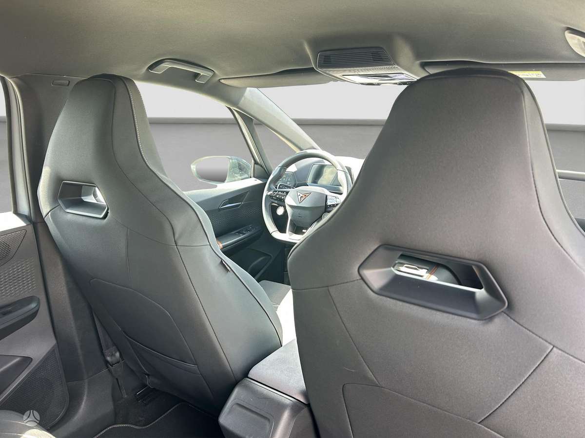Cupra Born, 63 kWh, hatchback