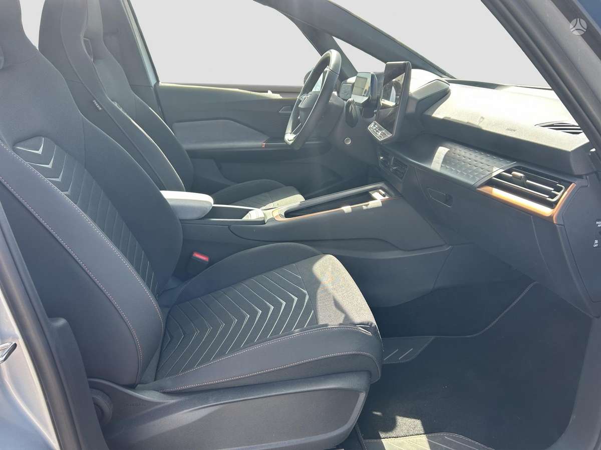 Cupra Born, 63 kWh, hatchback