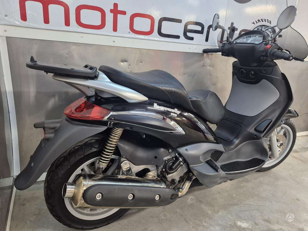 Piaggio Beverly 459cc, мотороллеры / мопеды