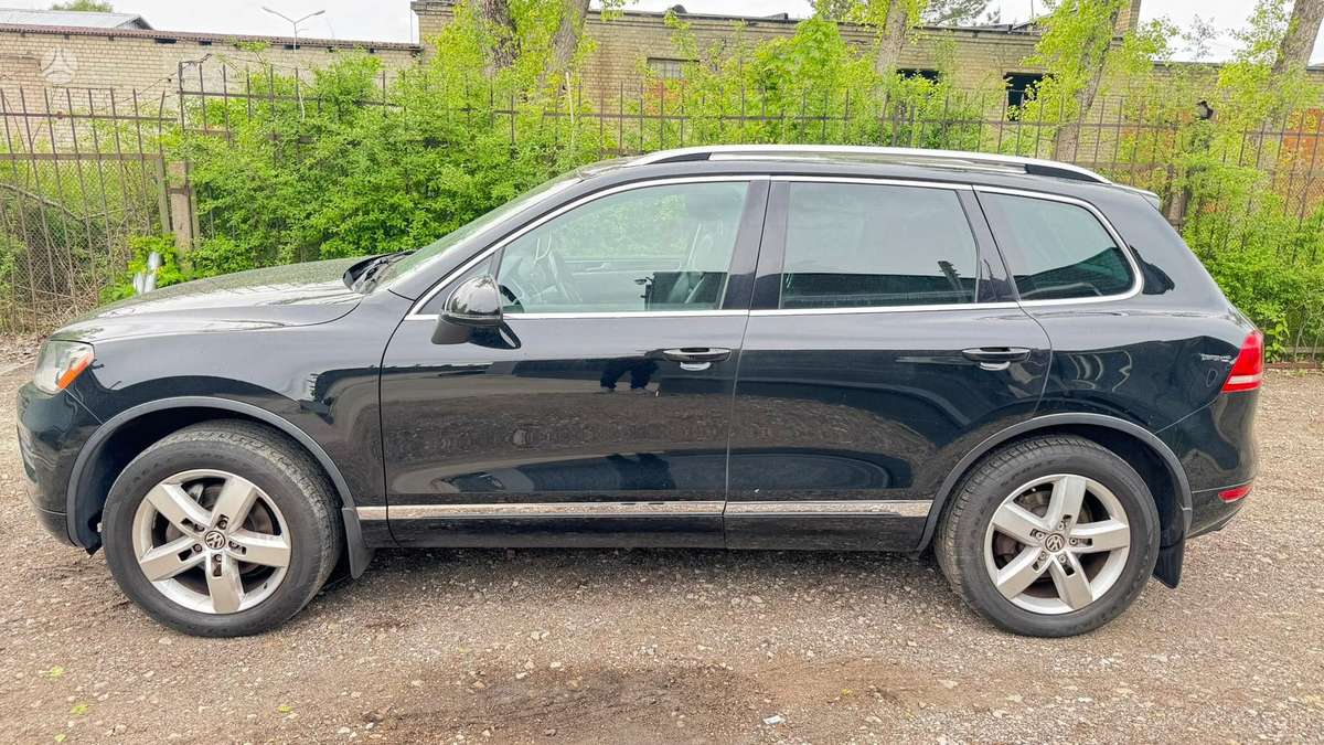 Volkswagen Touareg - 4