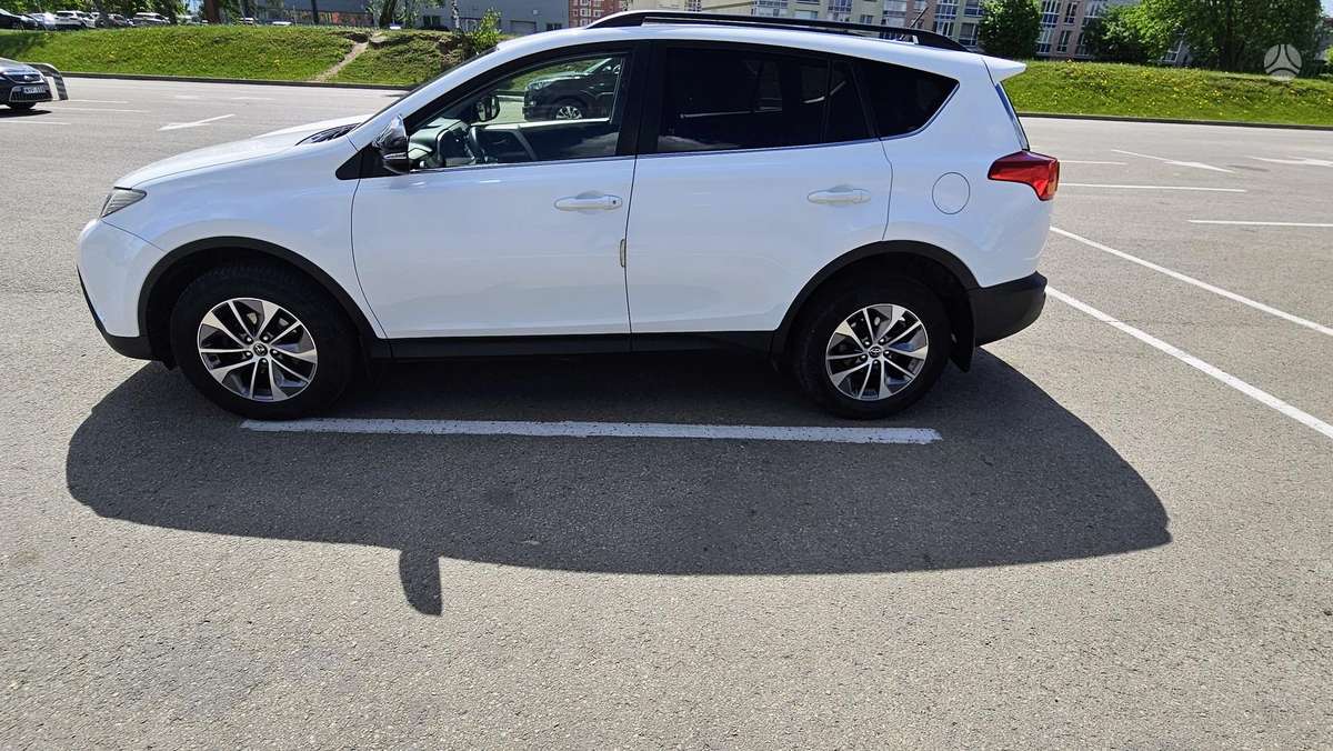 Toyota RAV4 - 2