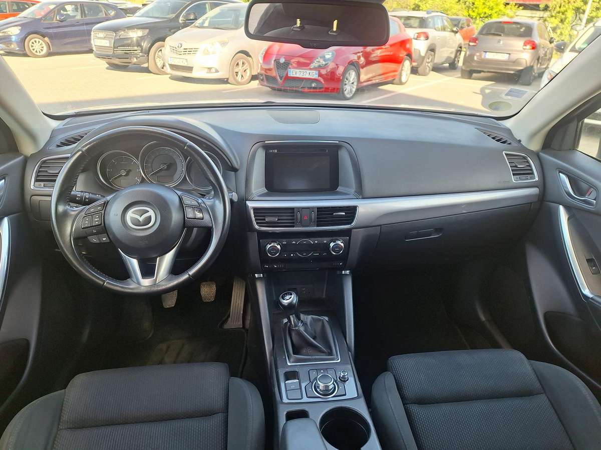 Mazda CX-5, 2.2 l., off-road / crossover