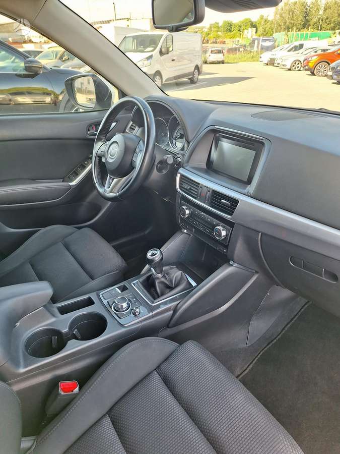 Mazda CX-5, 2.2 l., off-road / crossover