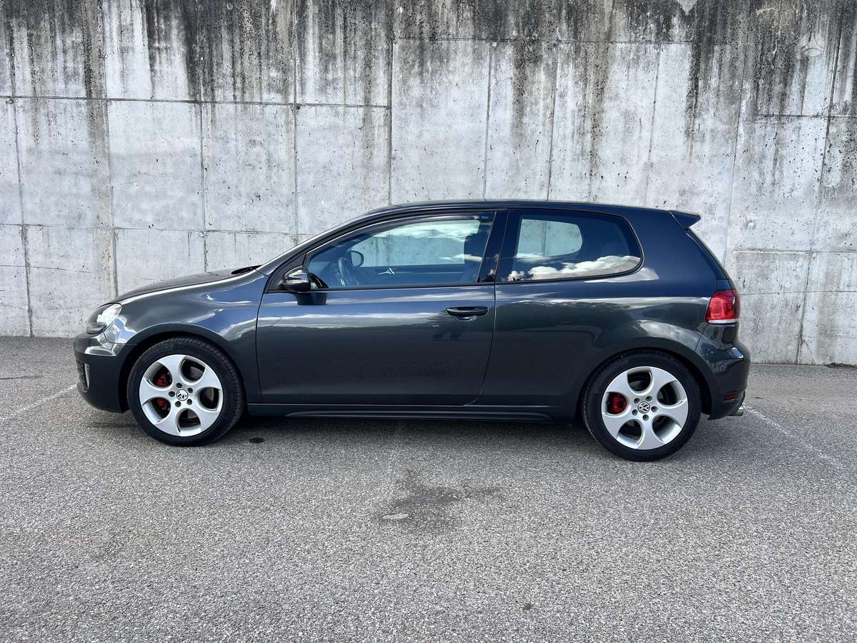 Volkswagen Golf, 2.0 l., hatchback