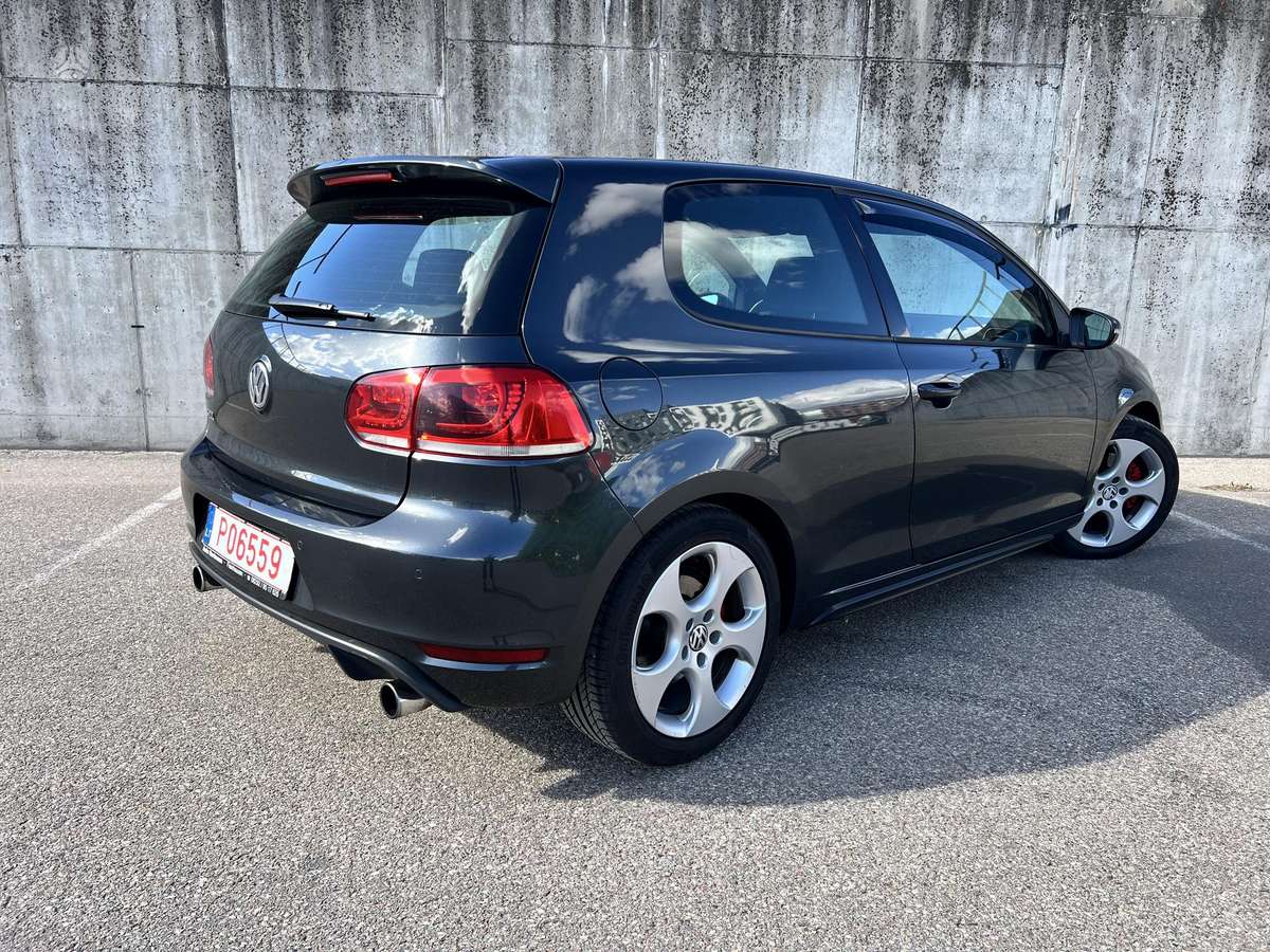 Volkswagen Golf, 2.0 l., hatchback