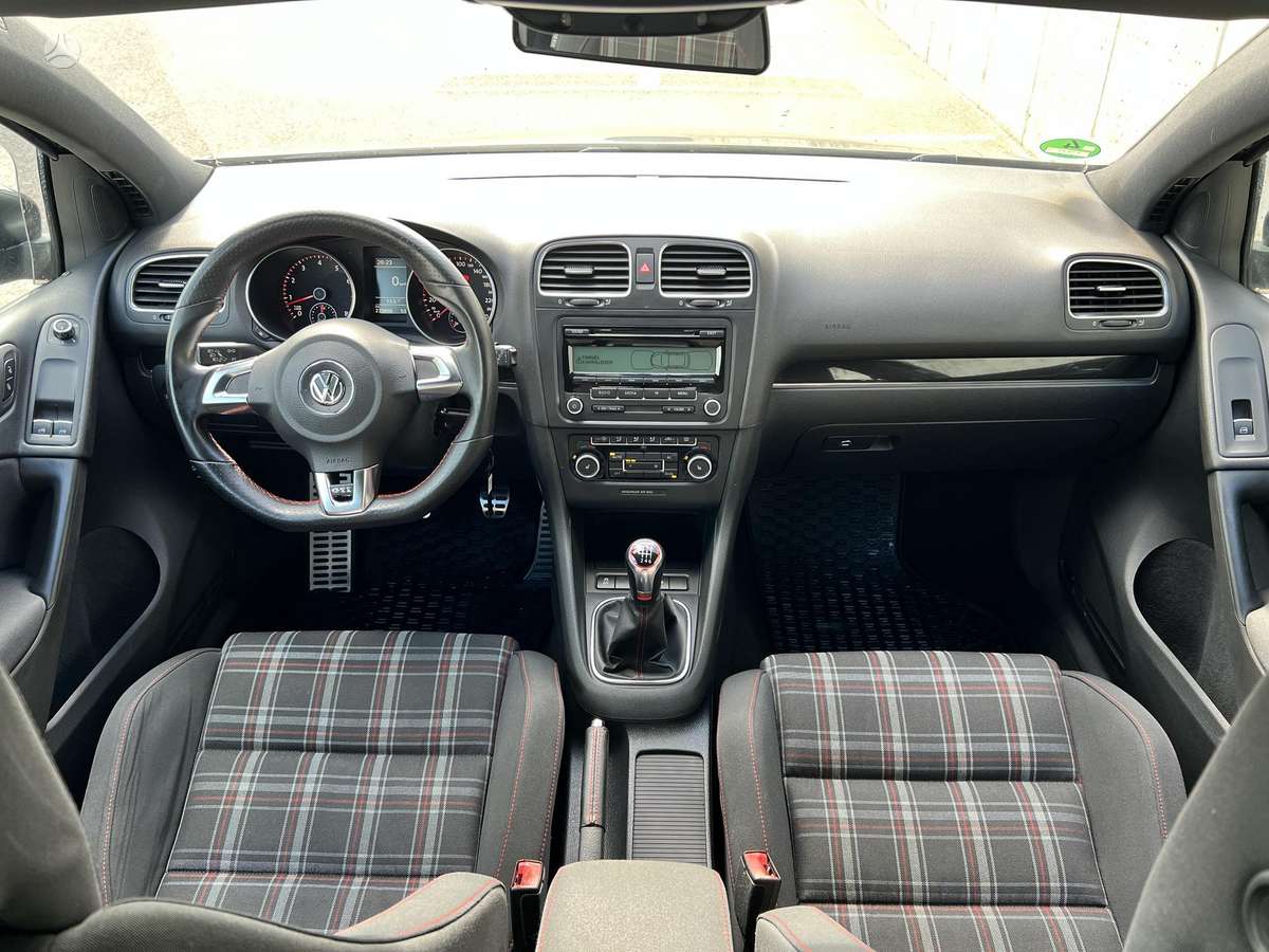 Volkswagen Golf, 2.0 l., hatchback