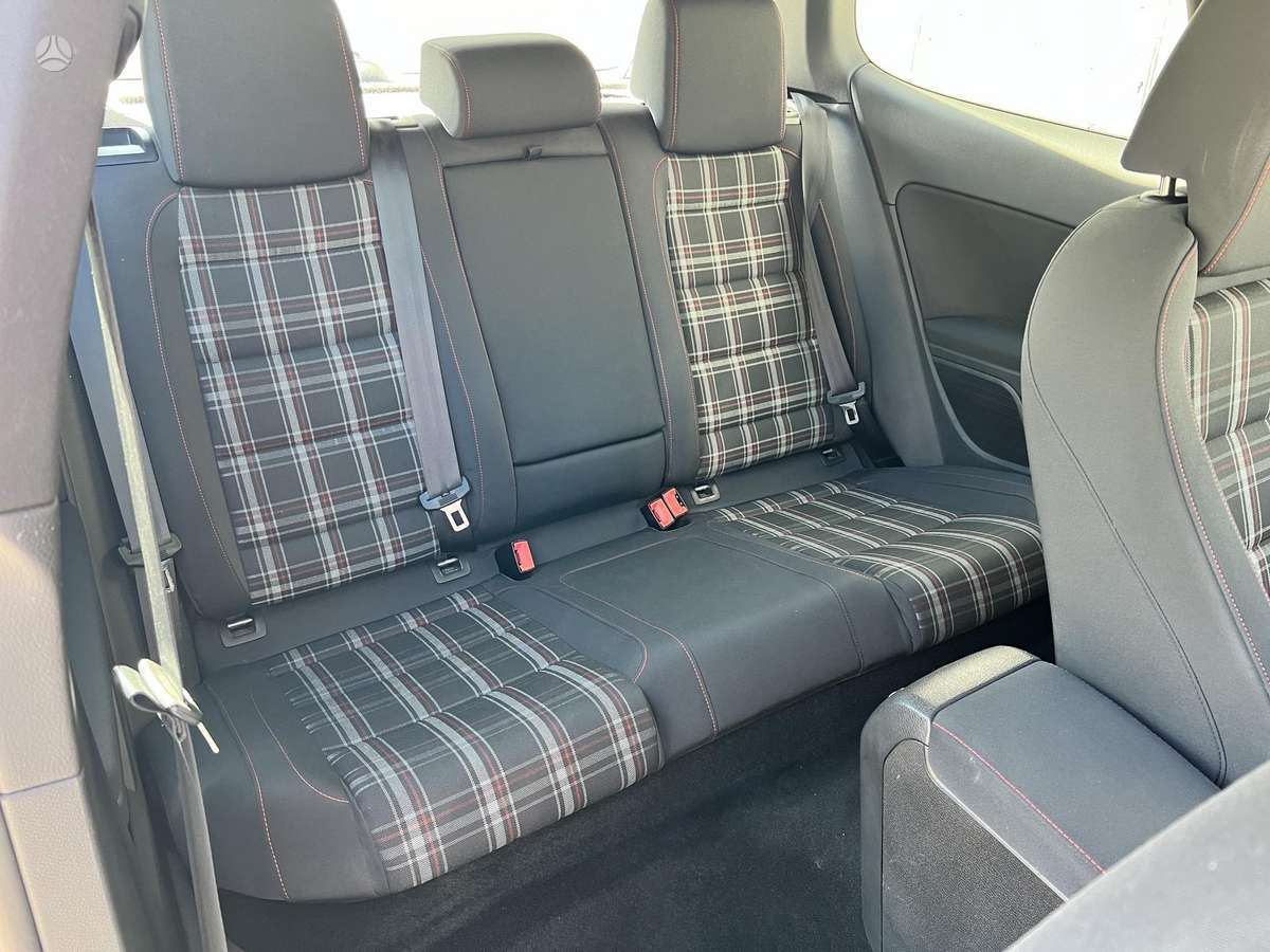 Volkswagen Golf, 2.0 l., hatchback