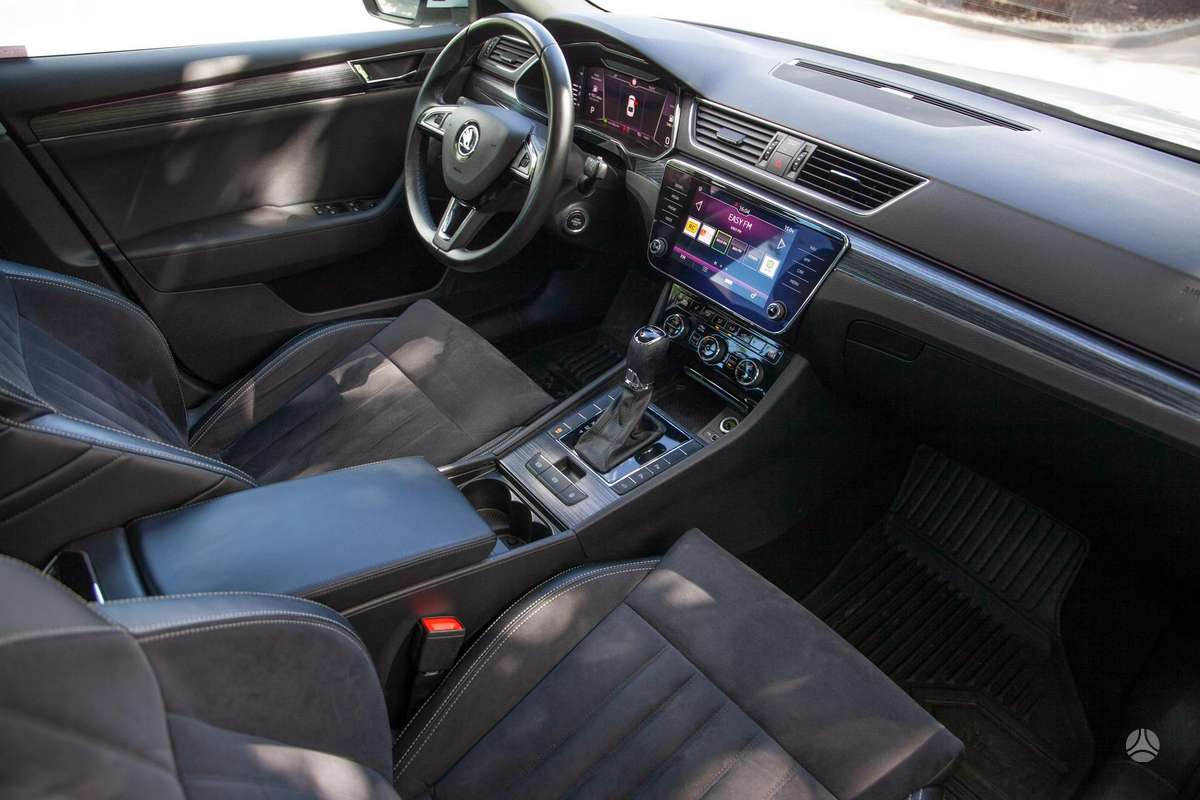 Skoda Superb, 1.5 l., hatchback