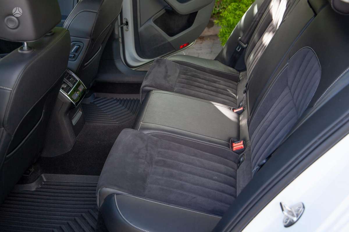 Skoda Superb, 1.5 l., hatchback