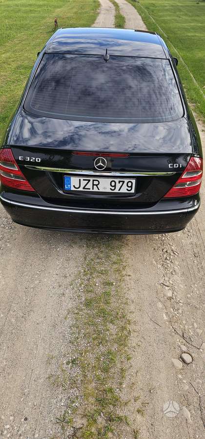 Mercedes-Benz E280, 3.2 l., Седан