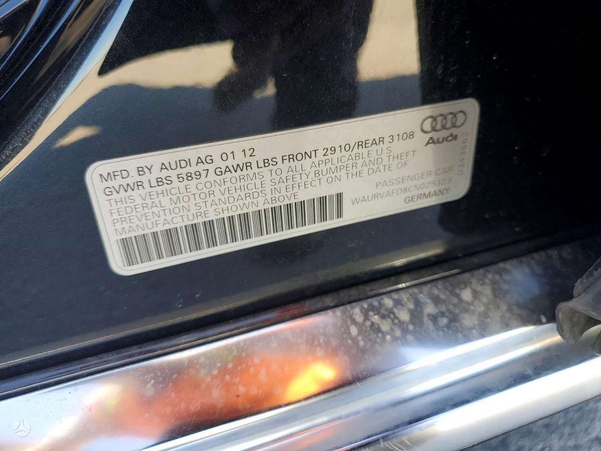 Audi A8, 4.2 l., sedanas