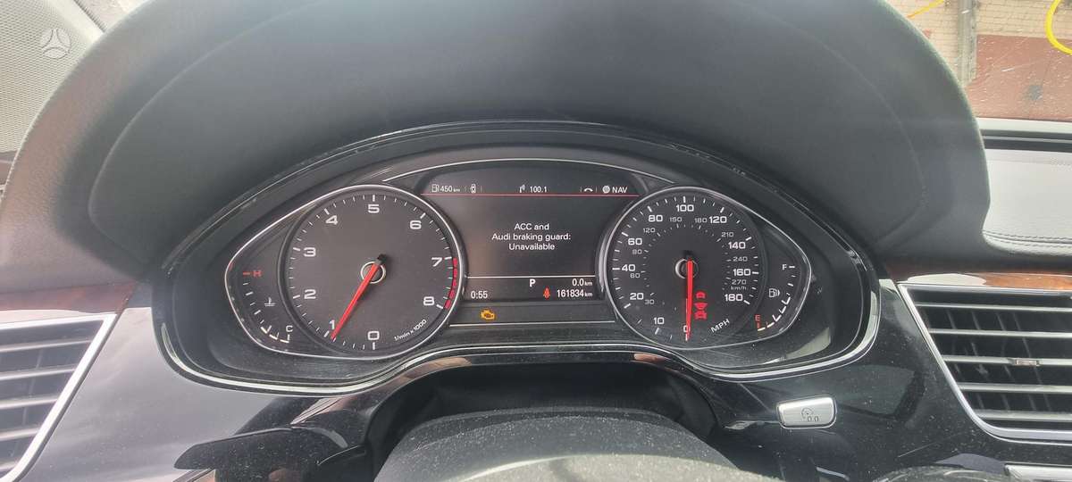 Audi A8, 4.2 l., sedanas
