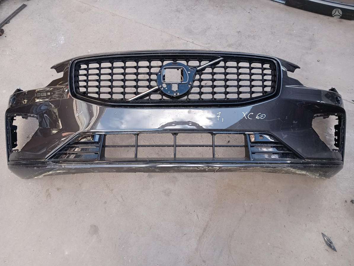 Volvo S60 bamperi, spārni