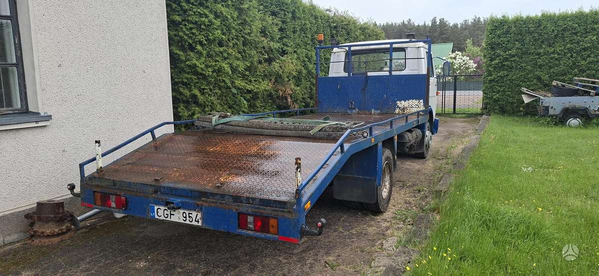 MAN 8.100, auto transporters