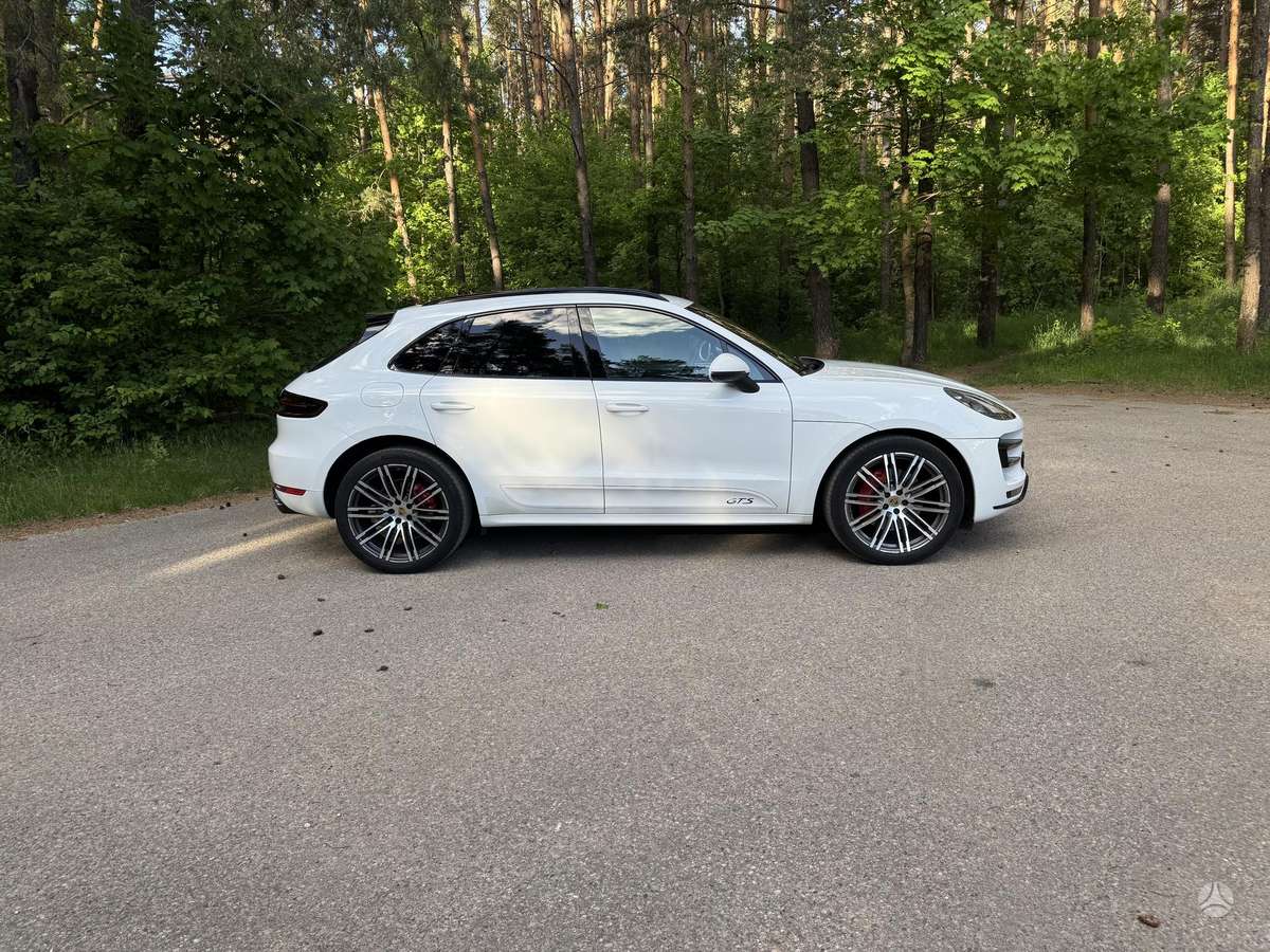 Porsche Macan - 2