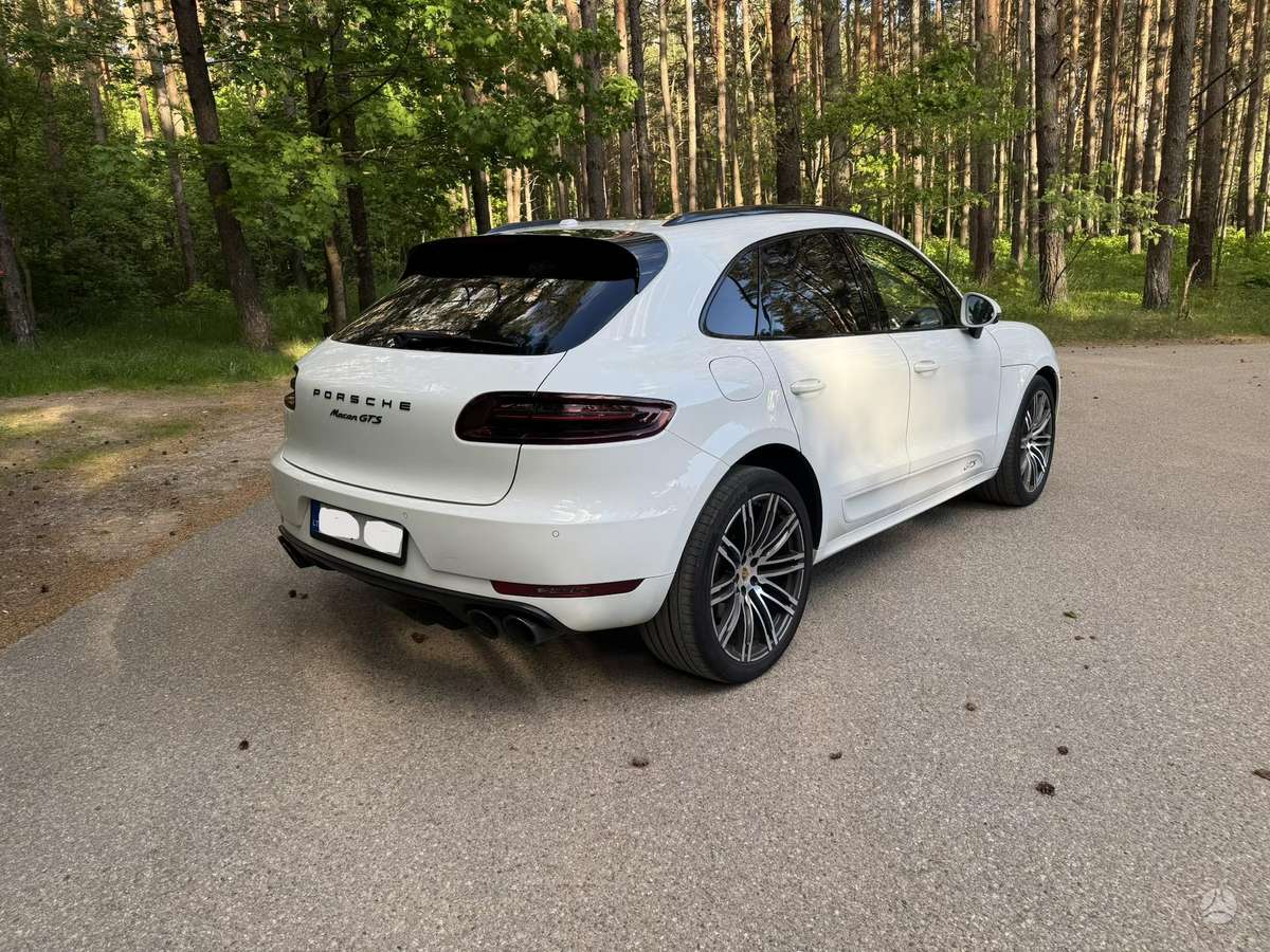 Porsche Macan - 3
