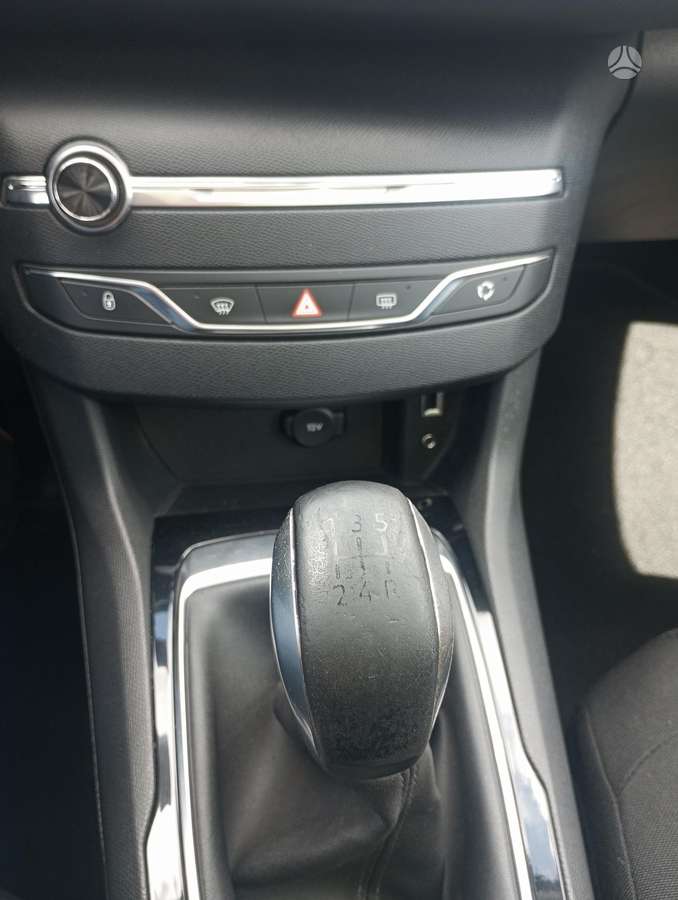 Peugeot 308, 1.6 l., Универсал