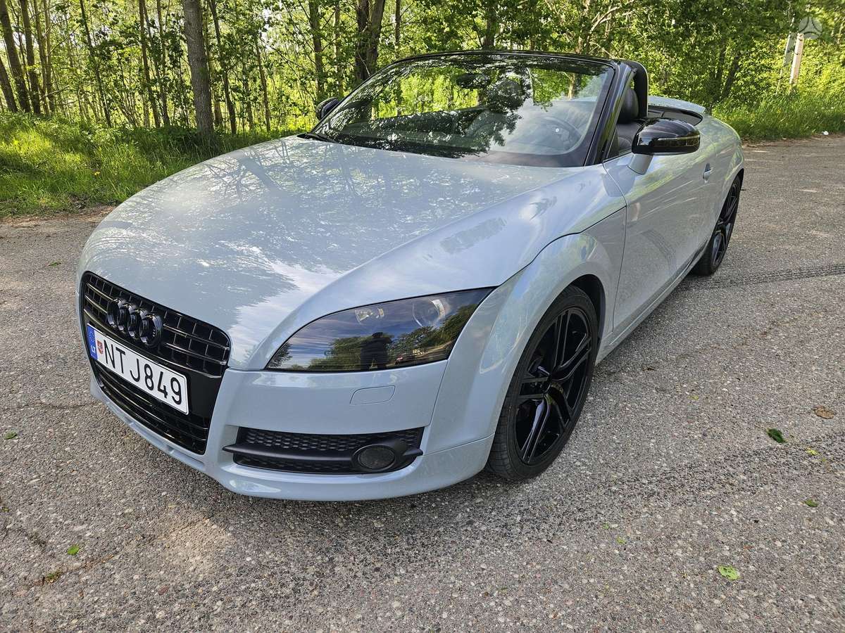 Audi TT, 2.0 l., convertible
