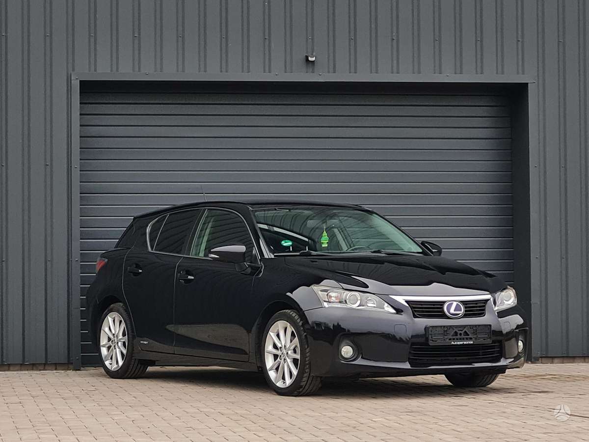 Lexus CT 200h, 1.8 l., hečbekas
