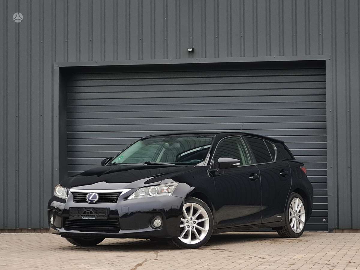 Lexus CT 200h, 1.8 l., hečbekas