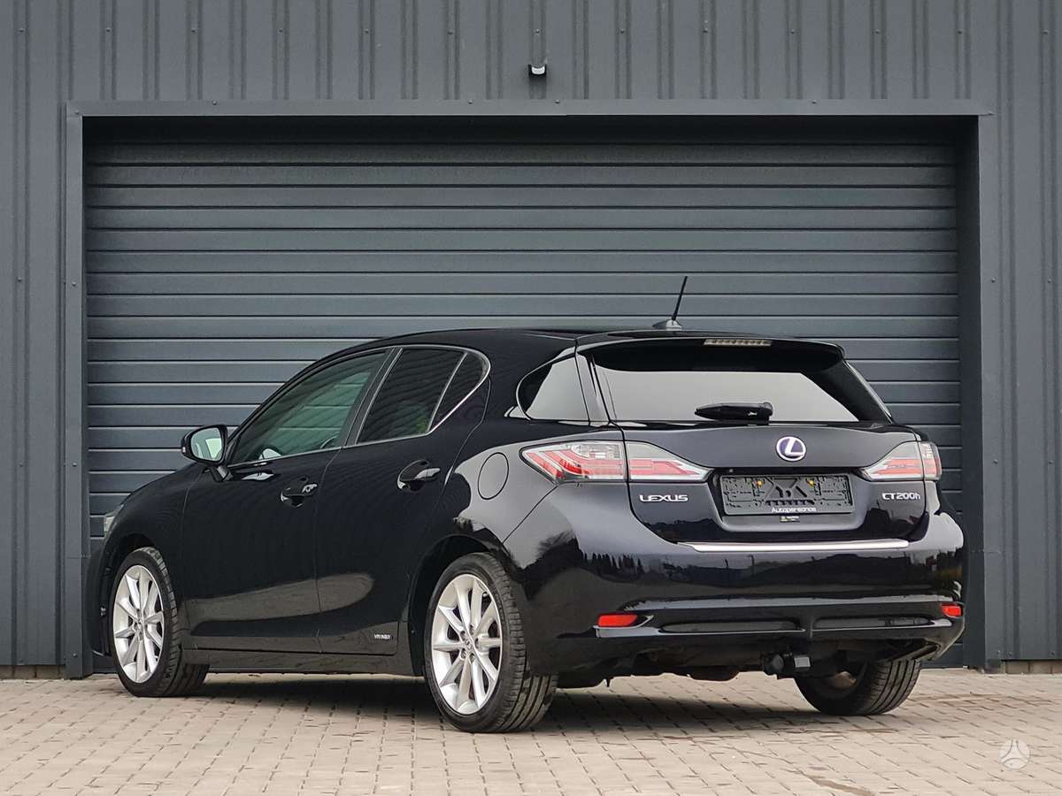 Lexus CT 200h, 1.8 l., hečbekas