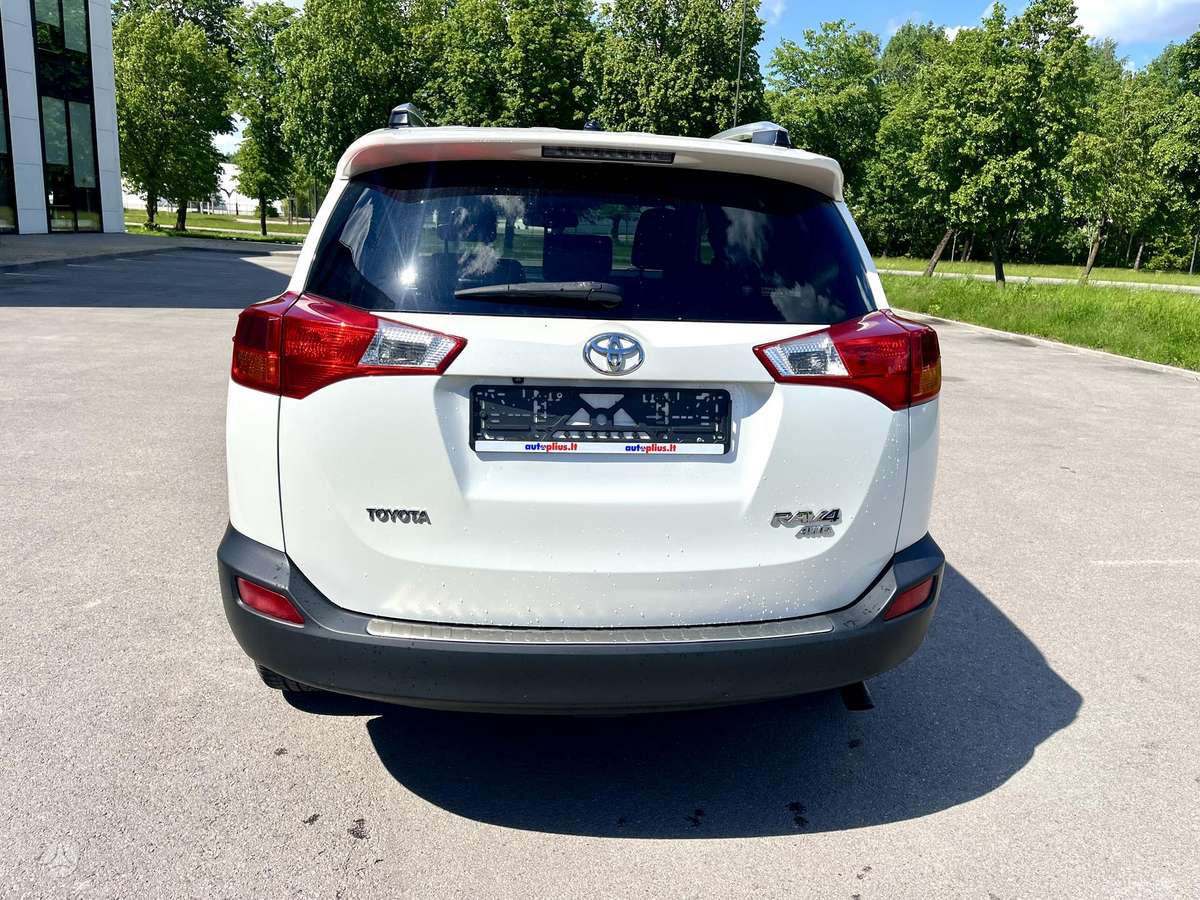 Toyota RAV4 - 7