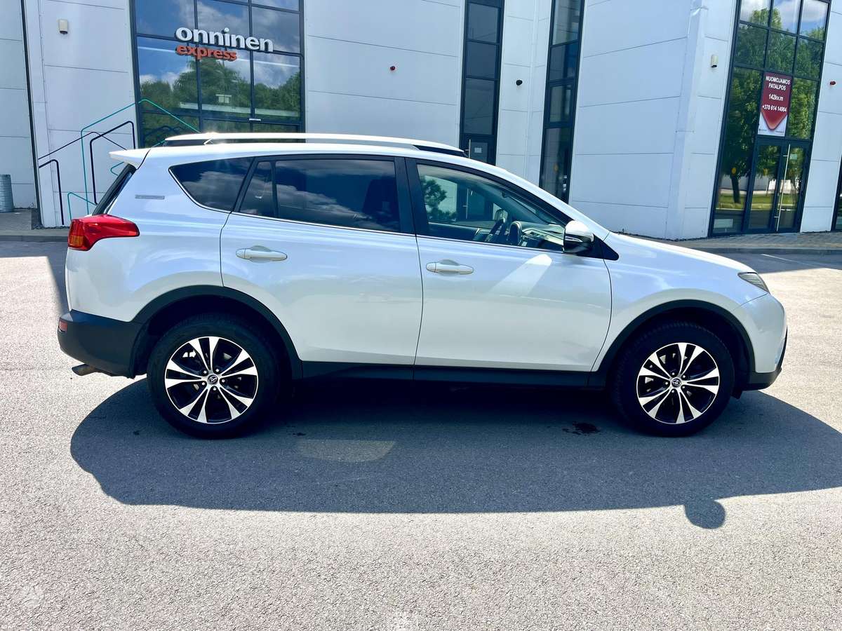 Toyota RAV4 - 9