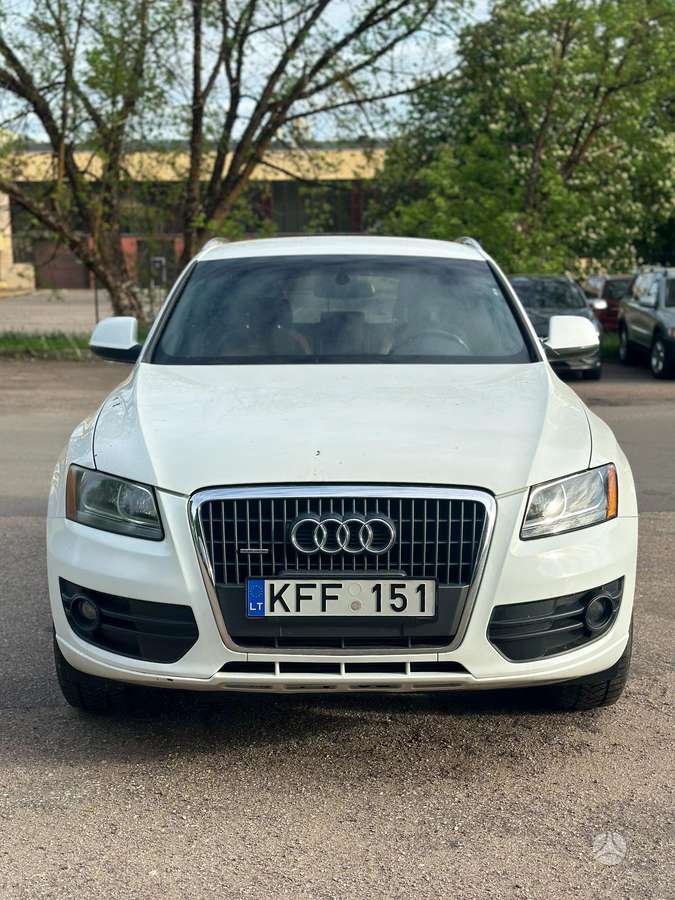 Audi Q5, 2.0 l., Внедорожник / Кроссовер