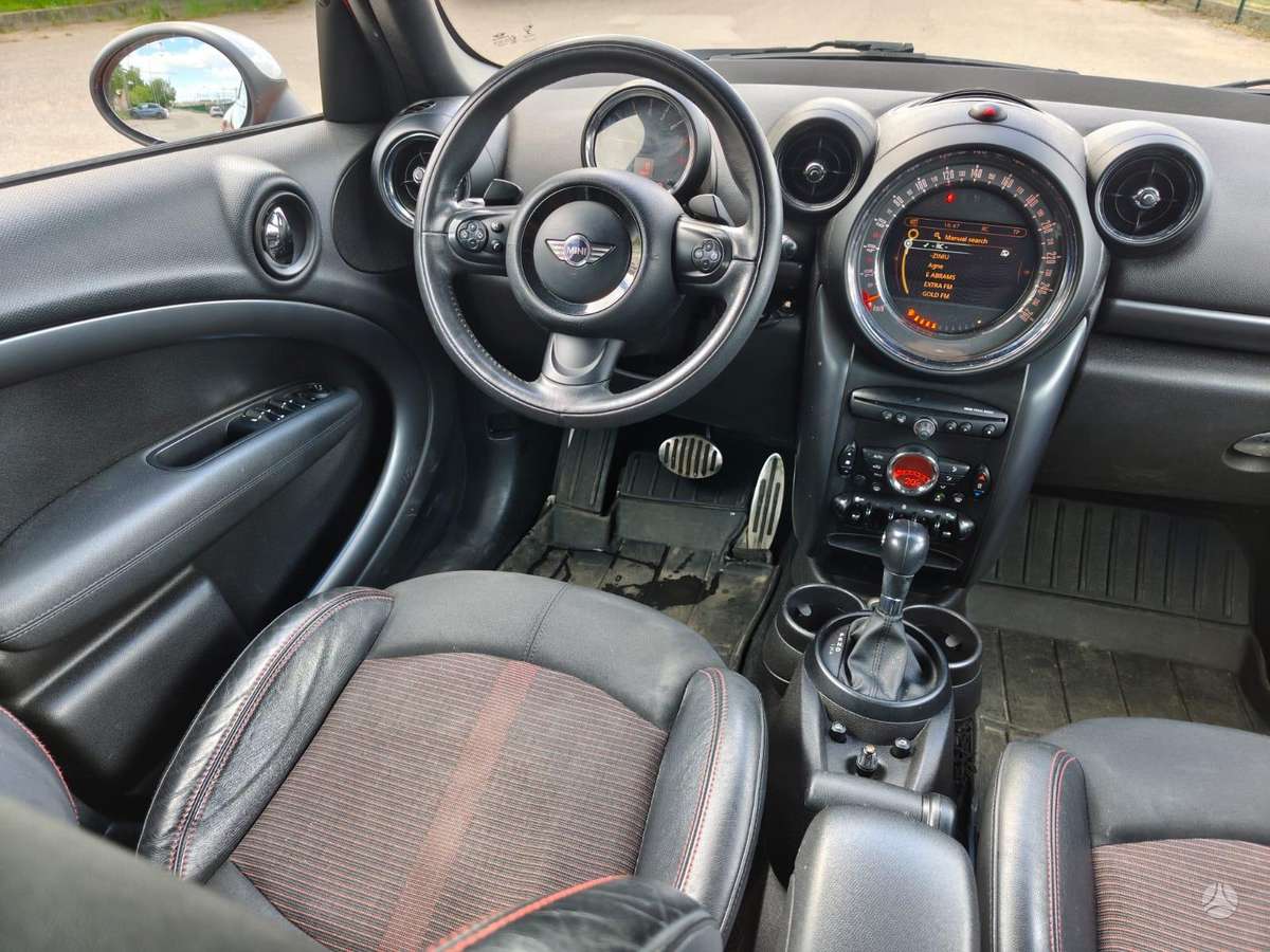 Mini Cooper S, 1.6 l., hatchback