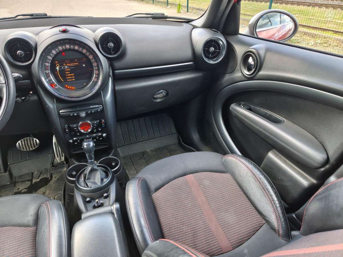 Mini Cooper S, 1.6 l., hatchback