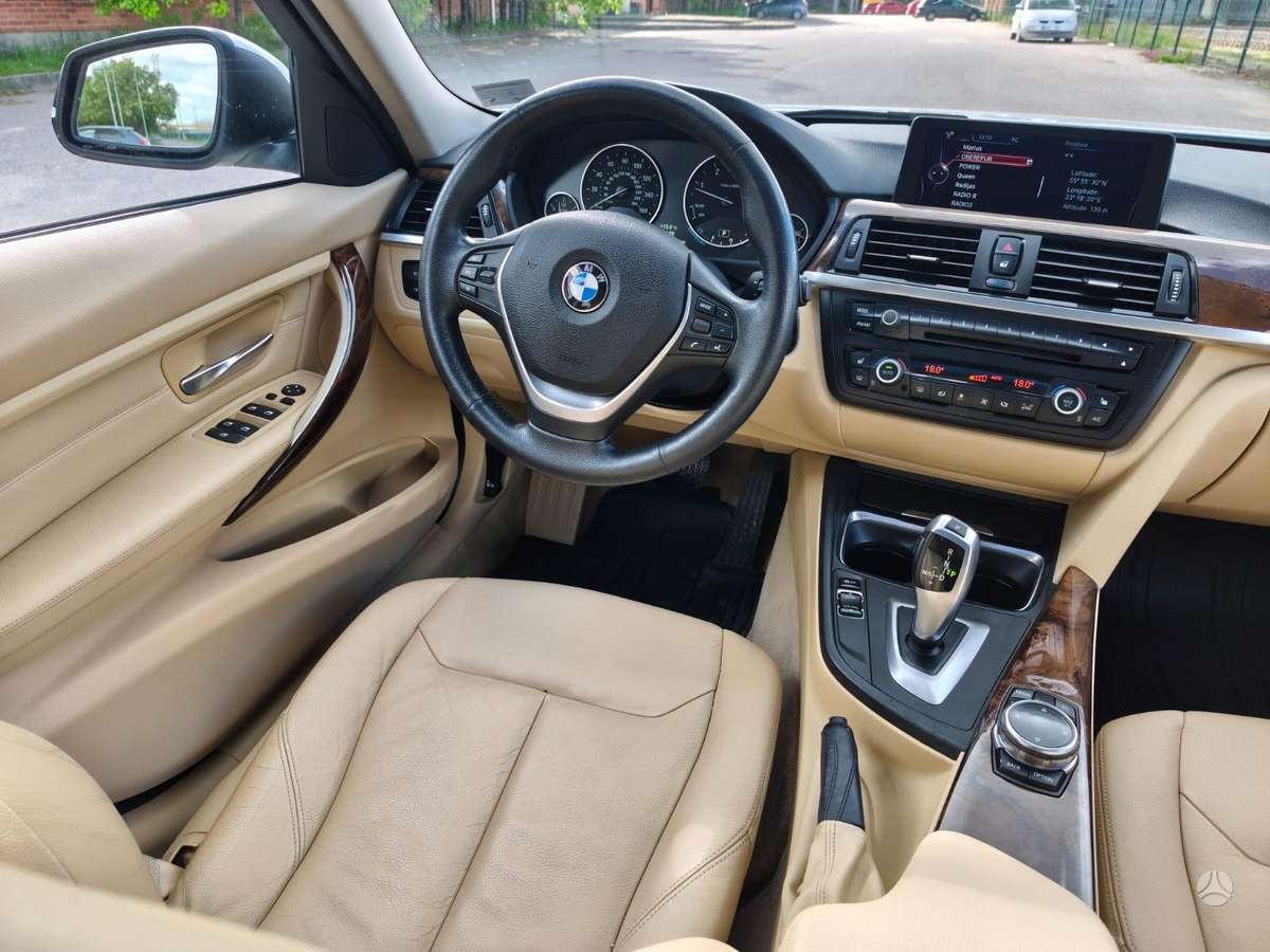 BMW 328, 2.0 l., Седан