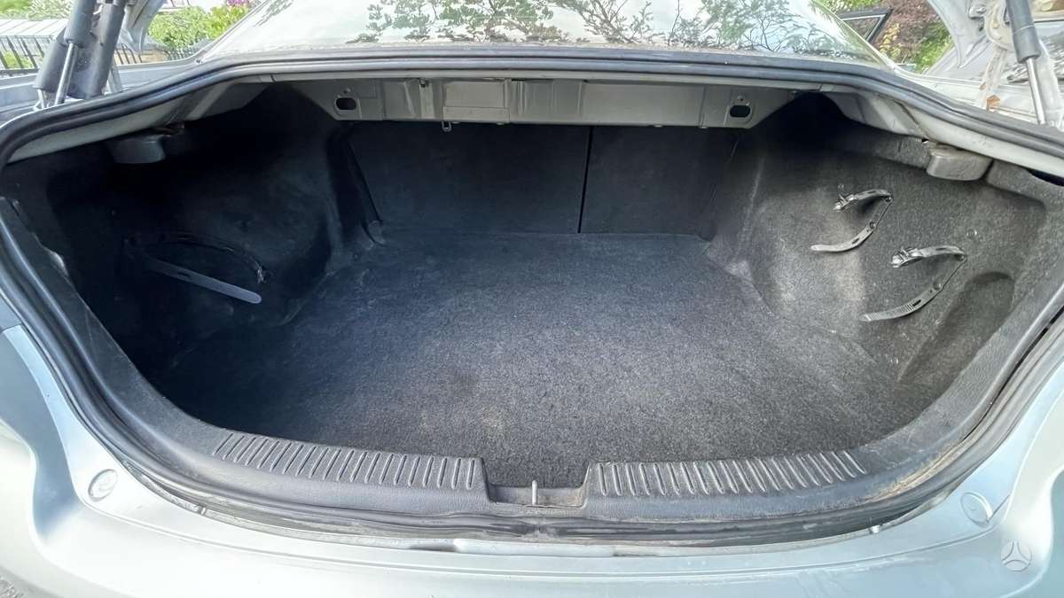 Mazda 6, 2.0 l., Седан