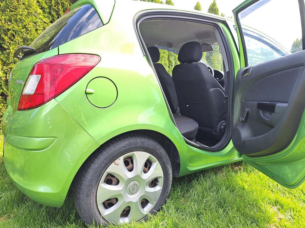 Opel Corsa, 1.3 l., hatchback