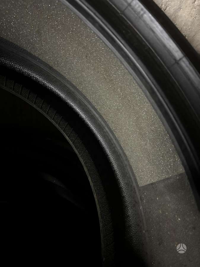 Pirelli P ZERO PZ4 AO, летние 255/40 R20