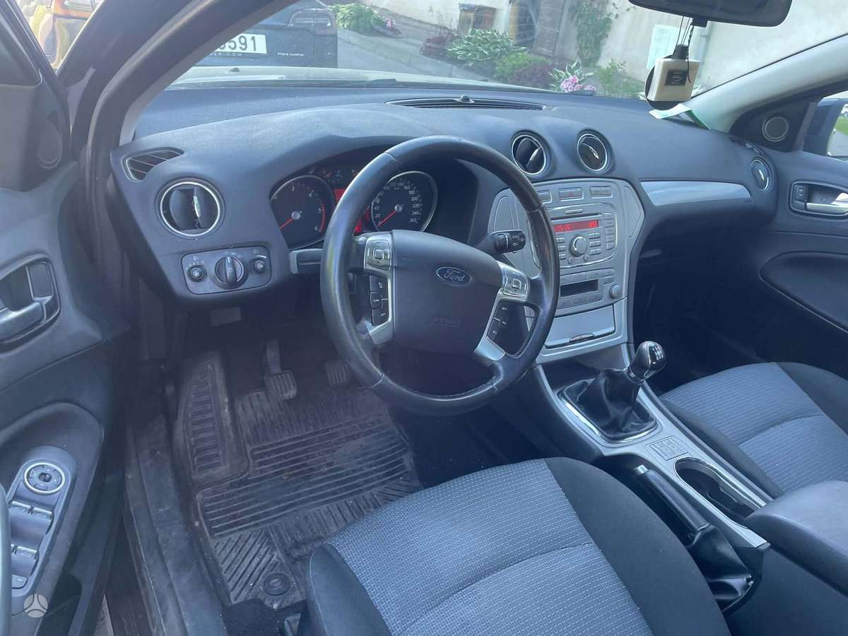 Ford Mondeo