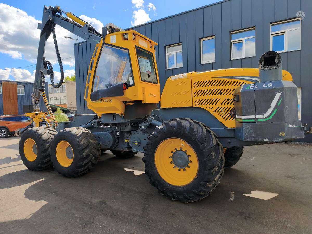 Logset 560E, harvesters