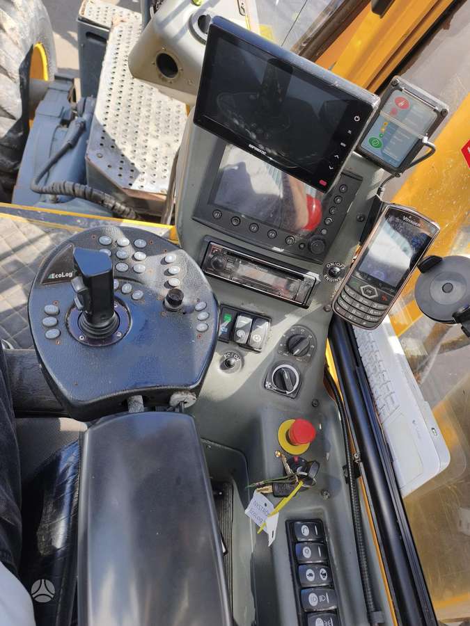 Logset 560E, harvesters