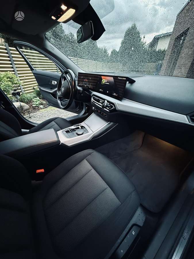 BMW 318, 2.0 l., wagon