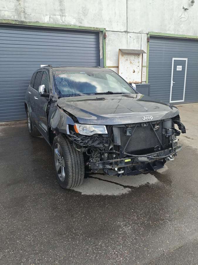 Jeep Grand Cherokee, 5.7 l., off-road / crossover