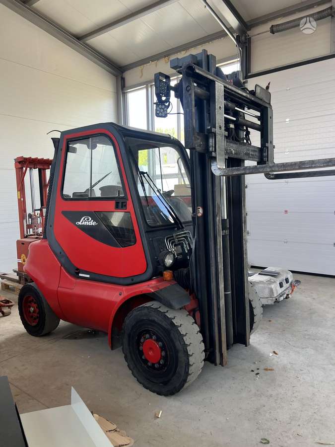 Linde H45, forklifts