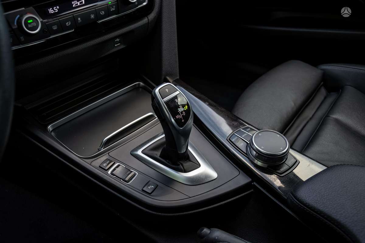 BMW 335 Gran Turismo, 3.0 l., hečbeks
