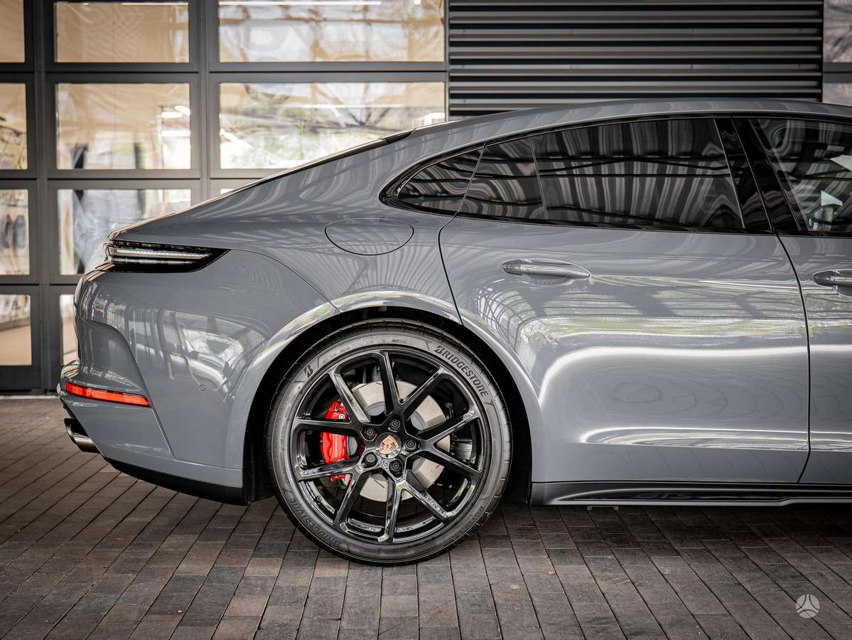 Porsche Panamera, 4.0 l., hatchback