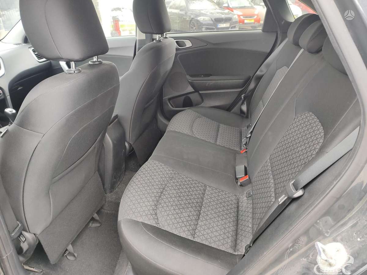 Kia Ceed, 1.0 l., Хэтчбек
