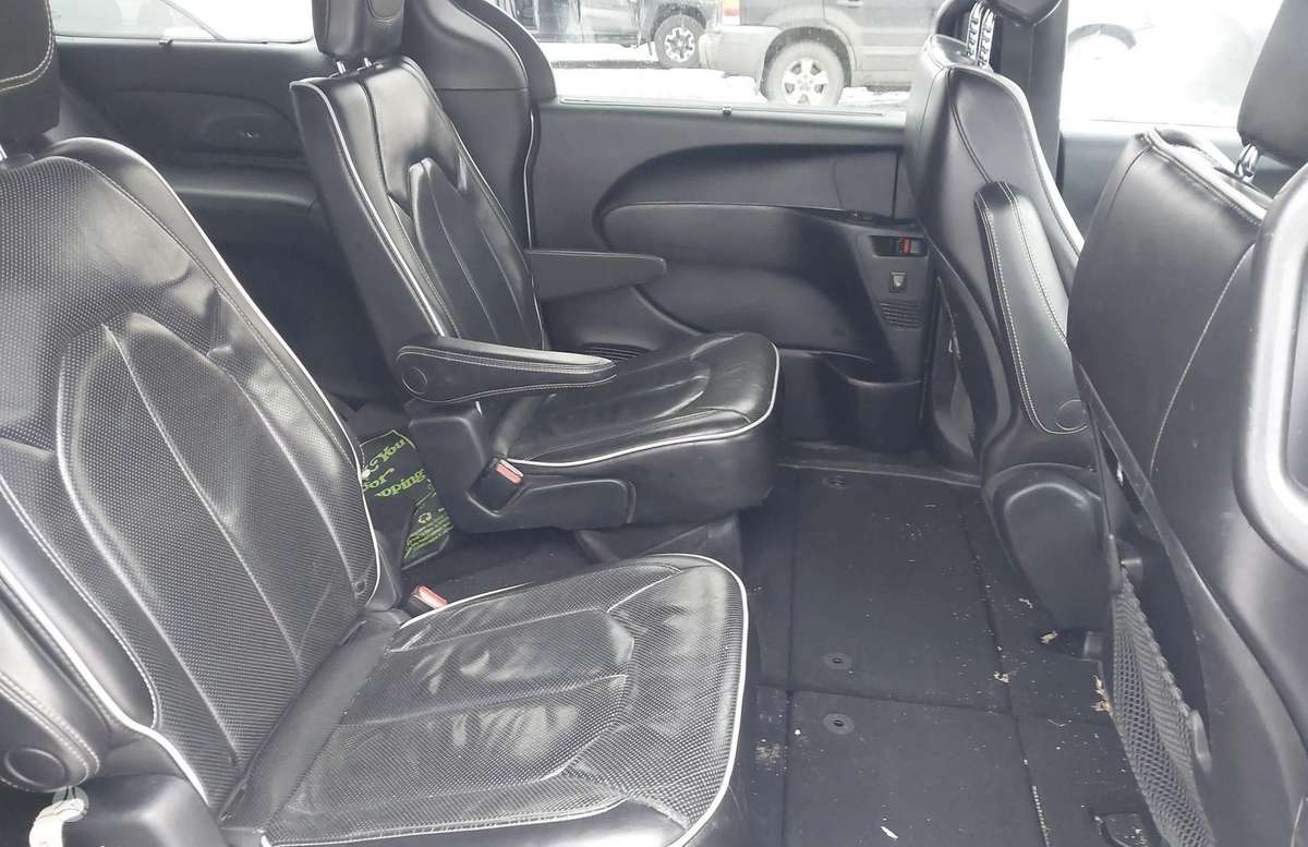 Chrysler Pacifica dalimis. Crysler pacifica 2020 metu dalimis