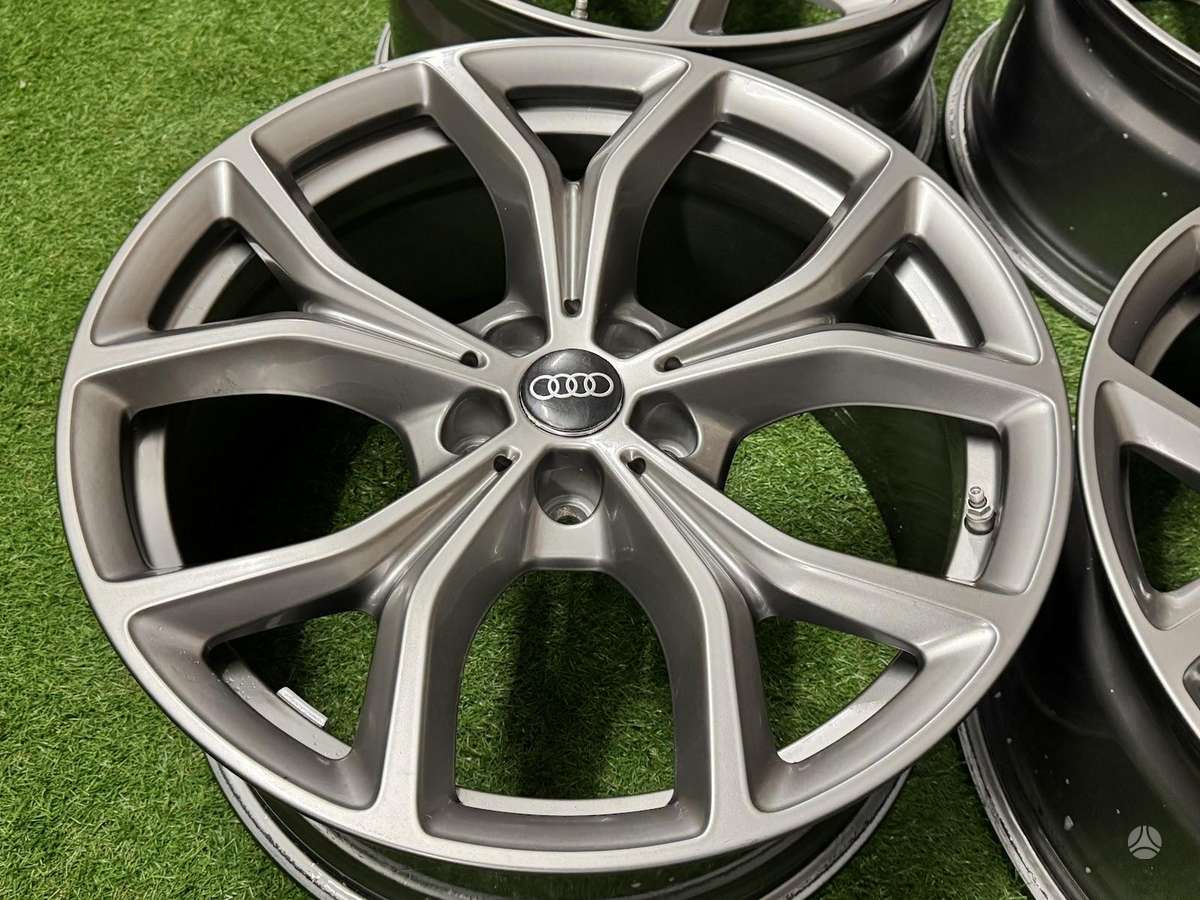 Audi A6 / Q5 - 9J, ET38, light alloy, R19