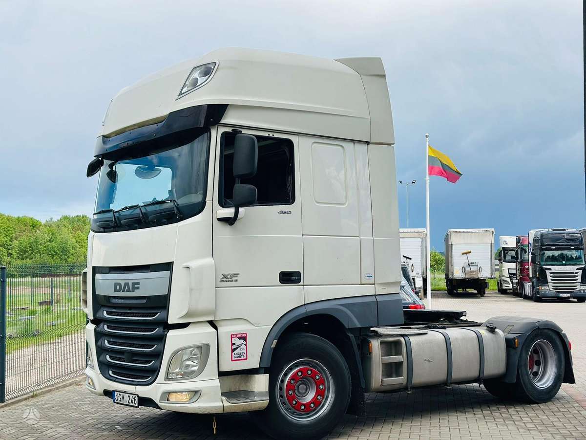 DAF XF 460 FT, double sleeper